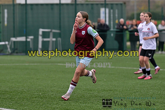 20241109-134055A West Ham United Warriors Girls U16 v Charlton Athletic Academy Girls U16