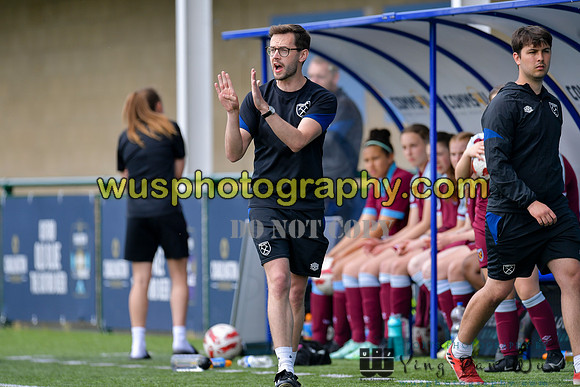 20220521-140625 West Ham United Academy Girls U16 v Haringey Girls Academy U16