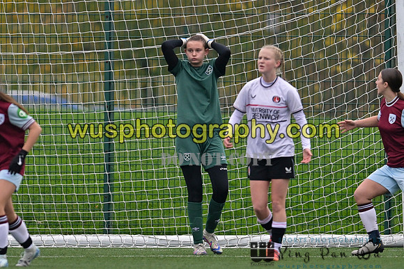 20241109-134608 West Ham United Warriors Girls U16 v Charlton Athletic Academy Girls U16