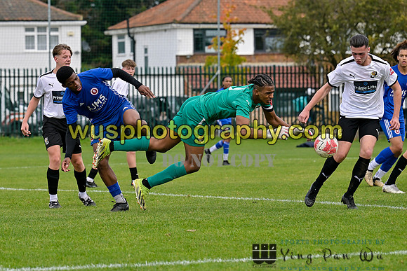 20241012-130930 Welling United Academy Boys U16 Reds v Dartford FC Boys U16