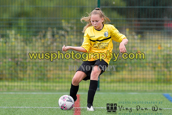 20210821-113838C London Bees Academy U14 v Kent Football United Girls U14