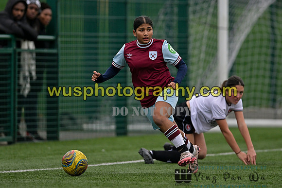 20241109-131001A West Ham United Warriors Girls U16 v Charlton Athletic Academy Girls U16