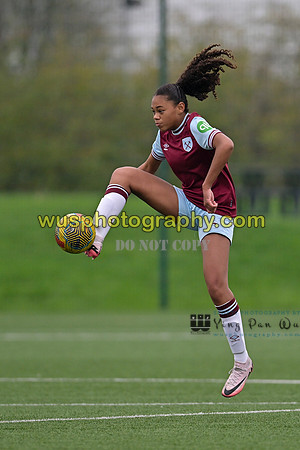 20241109-133847A West Ham United Warriors Girls U16 v Charlton Athletic Academy Girls U16