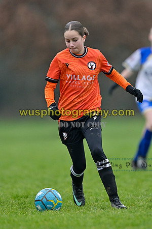 20250118-103454 Haywards Heath Town Youth FC Girls U12 v Whiteley Wanderers FC Girls U12 Kites