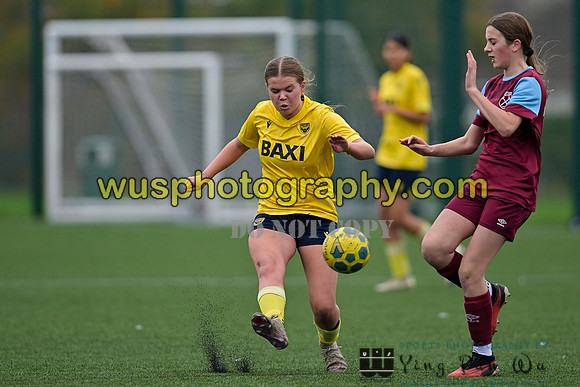 20241109-101335 West Ham United Performance Claret Girls U14 v Oxford United Girls U14