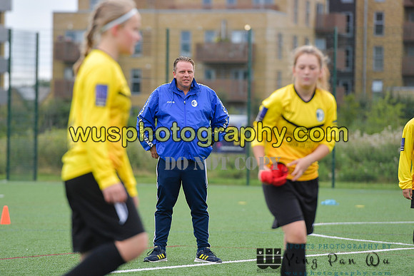20210821-093547 London Bees Academy U14 v Kent Football United Girls U14