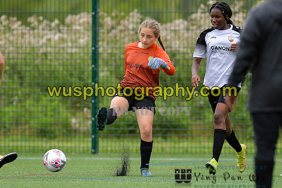 20210821-114002 London Bees Academy U14 v Kent Football United Girls U14