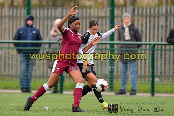 20211211-120834 West Ham United Academy Girls U16 v London Bees Academy U16