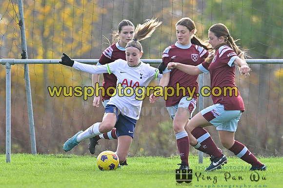 20221119-105418 Tottenham Hotspur Women FC Academy U15 v West Ham United Academy Girls U15