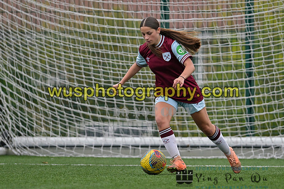 20241109-131116 West Ham United Warriors Girls U16 v Charlton Athletic Academy Girls U16