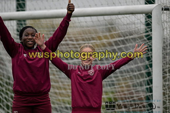 20241109-102605A West Ham United Performance Claret Girls U14 v Oxford United Girls U14