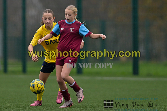 20241109-100629 West Ham United Performance Claret Girls U14 v Oxford United Girls U14