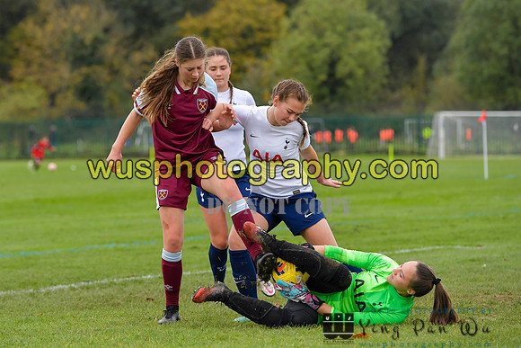 20211106-094257A Tottenham Hotspur Women FC JTP U16 v West Ham United Academy Girls U16