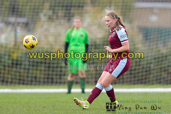 20211106-095140 Tottenham Hotspur Women FC JTP U16 v West Ham United Academy Girls U16