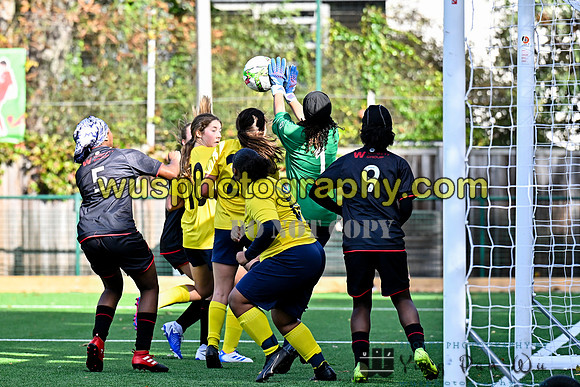 20251004-101819 Millwall Lionesses U18 v London Football School Girls U18