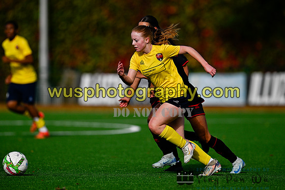 20251004-101559B Millwall Lionesses U18 v London Football School Girls U18