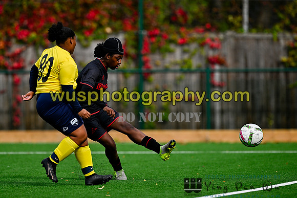 20251004-102853A Millwall Lionesses U18 v London Football School Girls U18