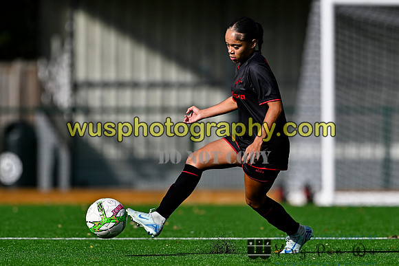 20251004-103452 Millwall Lionesses U18 v London Football School Girls U18