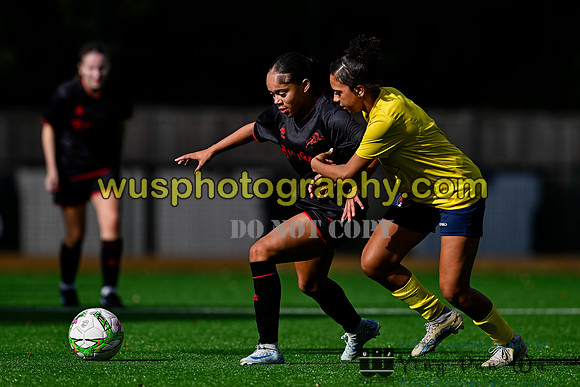 20251004-103623 Millwall Lionesses U18 v London Football School Girls U18