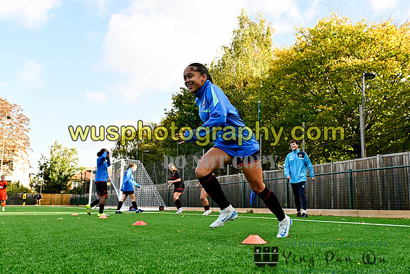 20251004-094033 Millwall Lionesses U18 v London Football School Girls U18