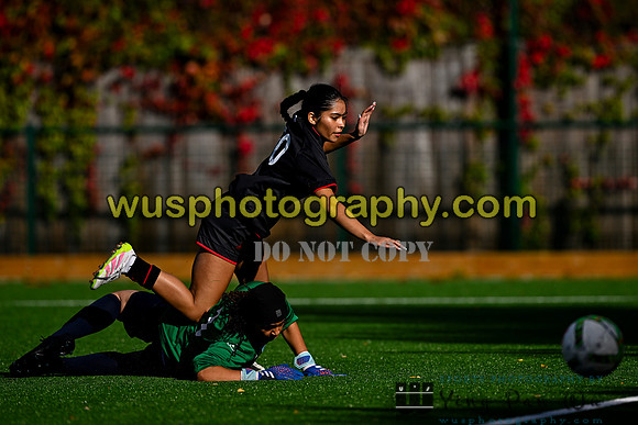20251004-100506F Millwall Lionesses U18 v London Football School Girls U18