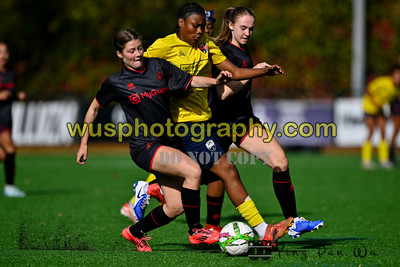 20251004-105336 Millwall Lionesses U18 v London Football School Girls U18