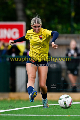 20251004-105955A Millwall Lionesses U18 v London Football School Girls U18