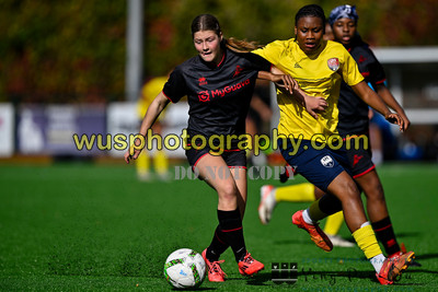 20251004-105336C Millwall Lionesses U18 v London Football School Girls U18