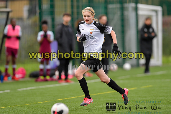 20211211-120050A West Ham United Academy Girls U16 v London Bees Academy U16
