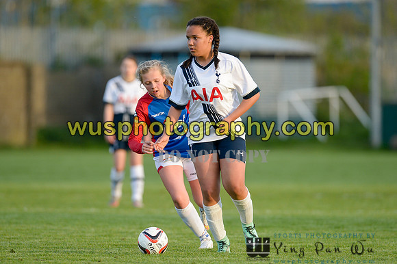 20160505-193632-2 Tottenham Hotspur Girls U12 and U13 v Årvoll IL Girls U12 and U13