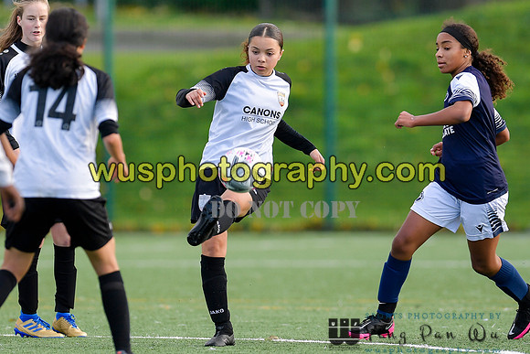 20201031-145830 London Bees Academy U14 v Millwall Lionesses Girls U14