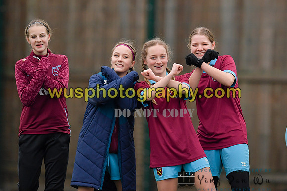 20220115-144621A West Ham United Performance Girls U16 v London City Lionesses U16