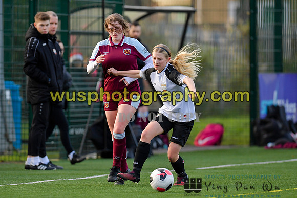 20211211-105053 West Ham United Academy Girls U16 v London Bees Academy U16