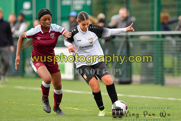 20211211-113946C West Ham United Academy Girls U16 v London Bees Academy U16
