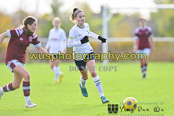 20221119-104116A Tottenham Hotspur Women FC Academy U15 v West Ham United Academy Girls U15
