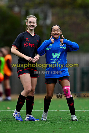 20251122-101340 Millwall Lionesses U18 v West Ham United Girls U18 Performance