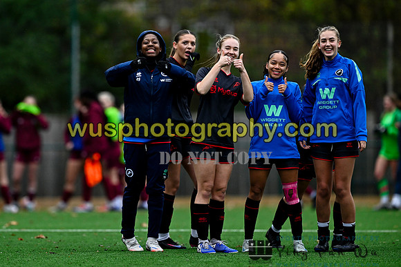 20251122-101342 Millwall Lionesses U18 v West Ham United Girls U18 Performance