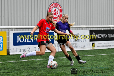20251115-142004 Chatham Town FC Girls U13 v Worcester Park FC Girls U13