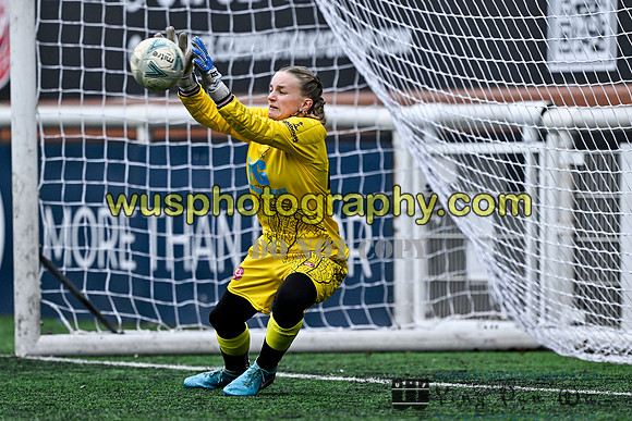 20251115-114044 Chatham Town FC Girls U15 Reds v Lewes FC Select Girls U15