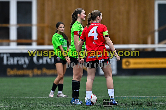 20251115-115926 Chatham Town FC Girls U15 Reds v Lewes FC Select Girls U15
