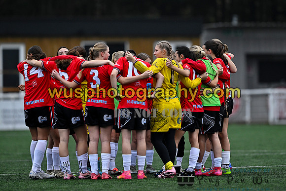 20251115-115840 Chatham Town FC Girls U15 Reds v Lewes FC Select Girls U15