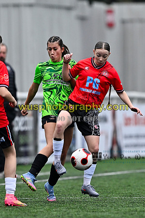 20251115-120904 Chatham Town FC Girls U15 Reds v Lewes FC Select Girls U15