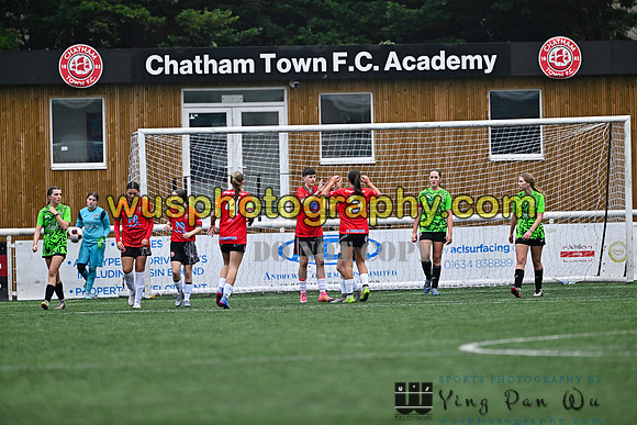 20251115-120706 Chatham Town FC Girls U15 Reds v Lewes FC Select Girls U15