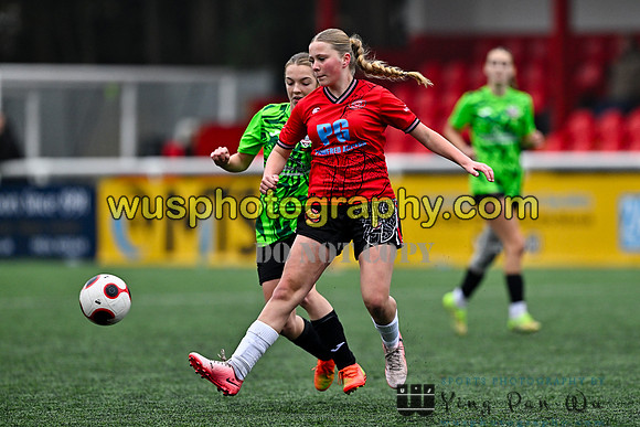 20251115-120922 Chatham Town FC Girls U15 Reds v Lewes FC Select Girls U15