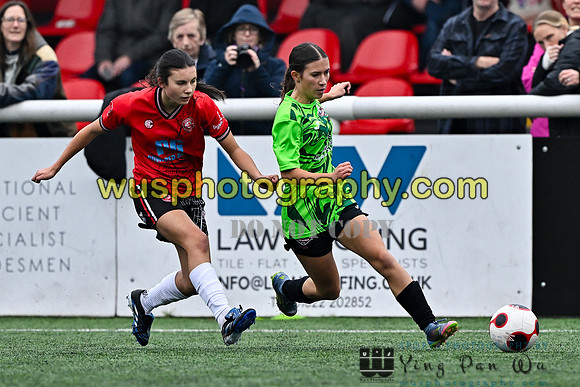 20251115-121012B Chatham Town FC Girls U15 Reds v Lewes FC Select Girls U15