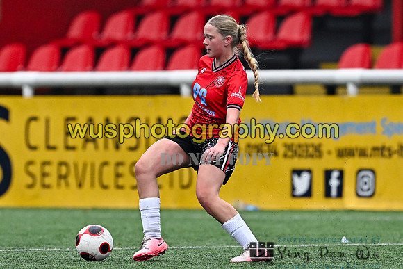 20251115-121205 Chatham Town FC Girls U15 Reds v Lewes FC Select Girls U15