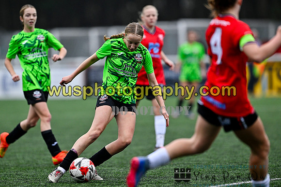 20251115-122149C Chatham Town FC Girls U15 Reds v Lewes FC Select Girls U15