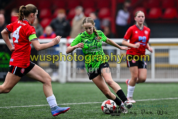 20251115-122250 Chatham Town FC Girls U15 Reds v Lewes FC Select Girls U15