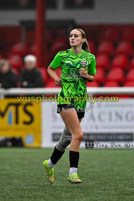 20251115-130236 Chatham Town FC Girls U15 Reds v Lewes FC Select Girls U15