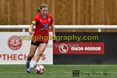 20251115-130629 Chatham Town FC Girls U15 Reds v Lewes FC Select Girls U15